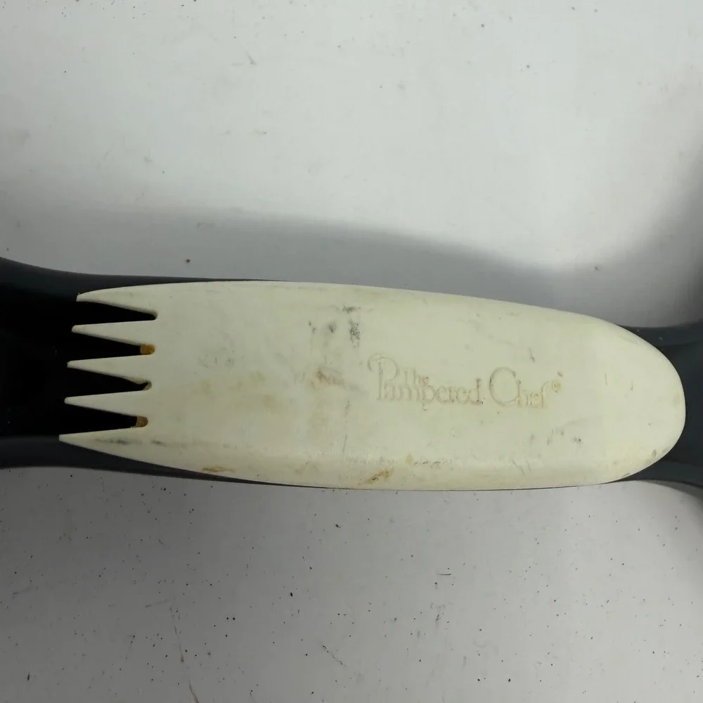 The Pampered Chef Bakers Roller 1485 Double Sided Pastry Pizza Dough Tool Black‎